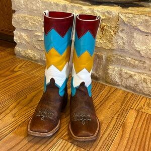 Macie Bean Women’s Chevron Cowgirl Western Boots Size 7M